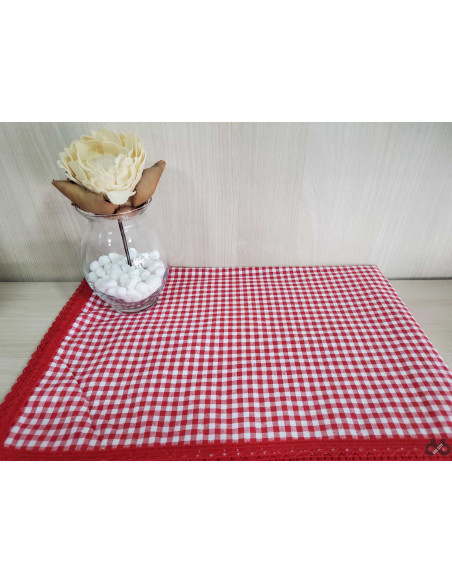 Stolnjak 170 x 170 crveni