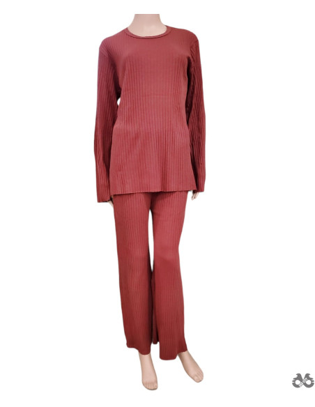 Ženska pidžama (cigla)