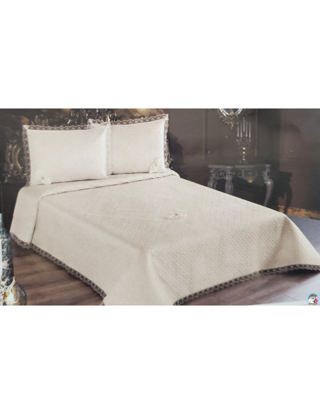 Dekorativni prekrivač + 2 dekorativne jastučnice krem